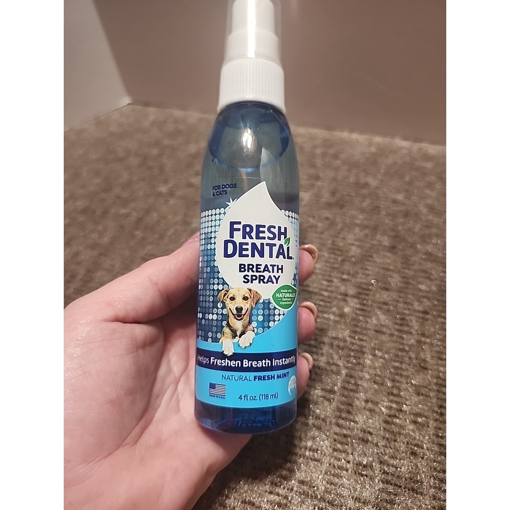 4 Oz Bottles Fresh Dental Breath Sprays For Your Cats Or Dog Fresh Mint Flavor